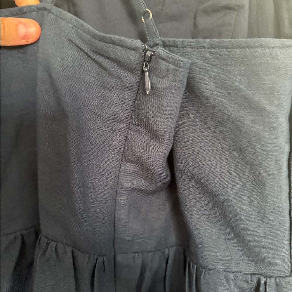Abercrombie & Fitch Linen-Blend Midi Dress - Picture 5 of 9